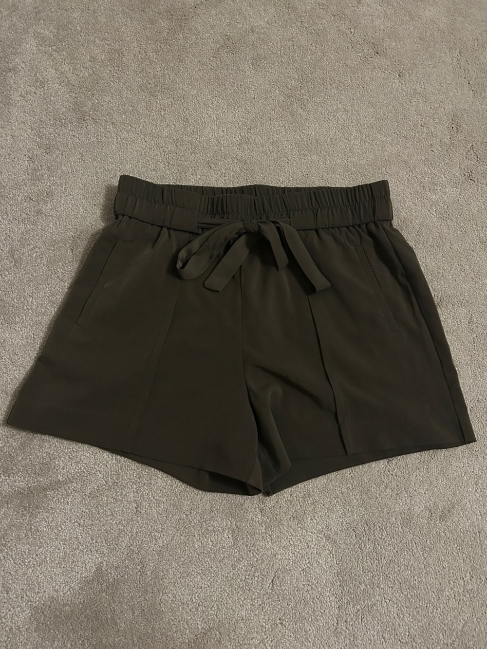 Dynamite Olive Tie-Waist Women's Shorts
